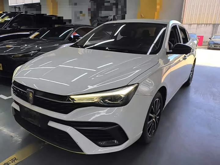 Roewe i5 2022 из Китая — купить под ключ