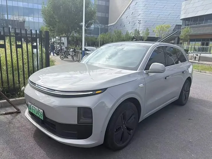 LiXiang L6 2024 из Китая — купить под ключ
