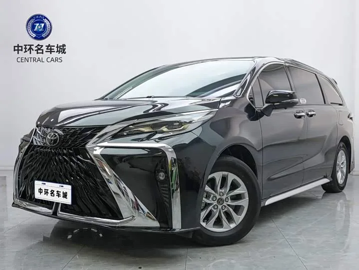 Toyota Granvia 2025 из Китая — купить под ключ