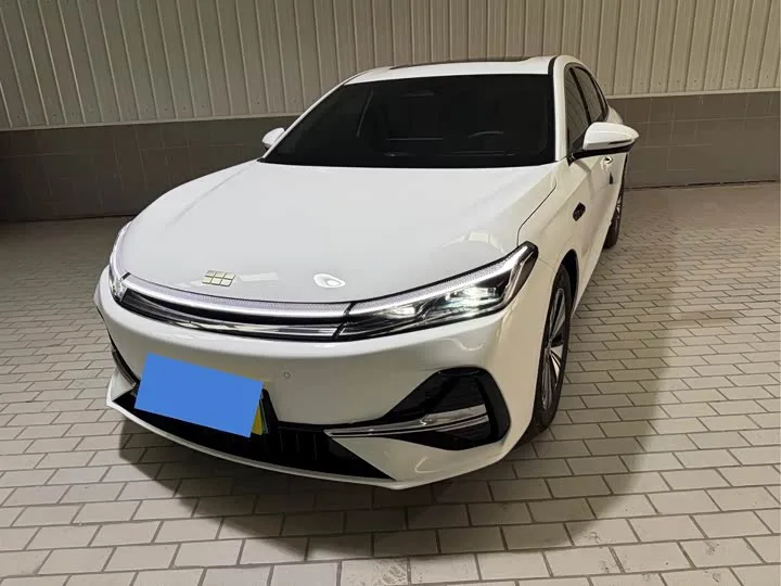 Geely Galaxy A7 2025 из Китая — купить под ключ