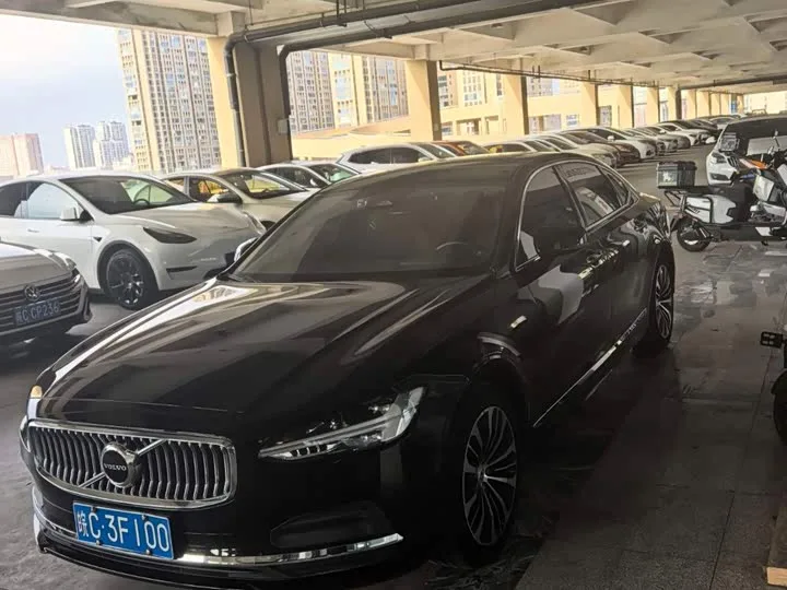 Volvo S90 2023 из Китая — купить под ключ