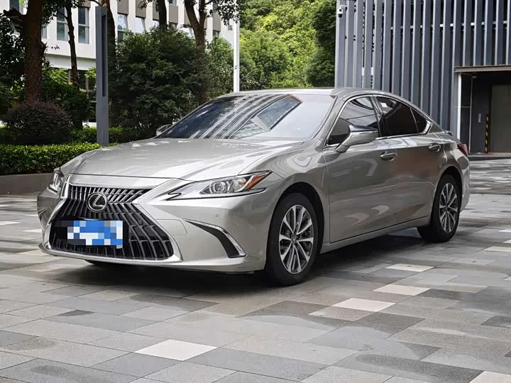 Lexus ES 2023 из Китая — купить под ключ