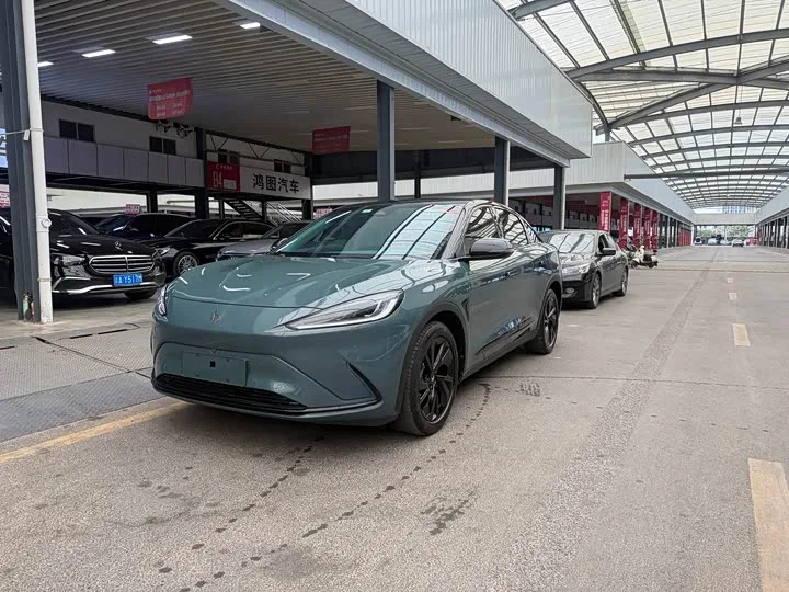 BAIC Arcfox Alpha S 2023 из Китая — купить под ключ