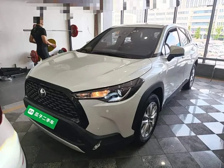 Toyota Corolla Cross 2023 из Китая — купить под ключ