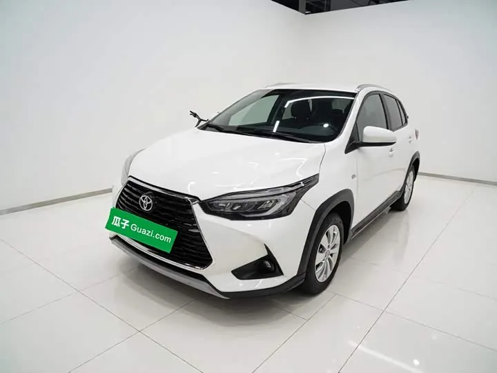 Toyota Yaris L Hatchback 2022 из Китая — купить под ключ