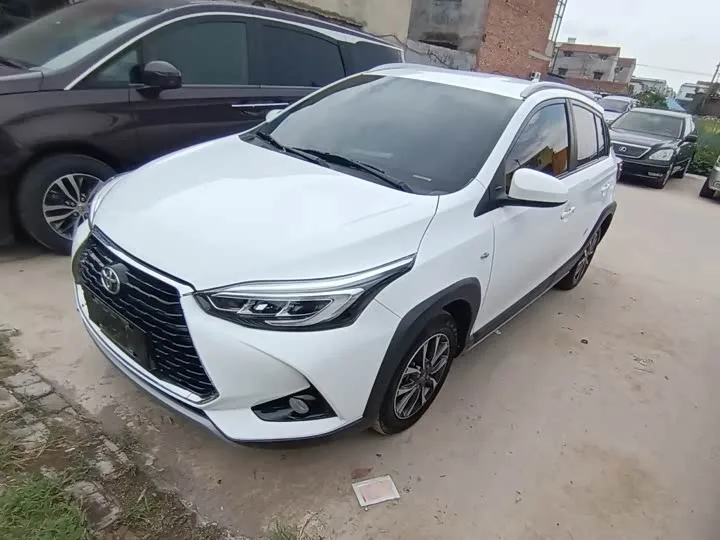 Toyota Yaris L Hatchback 2022 из Китая — купить под ключ