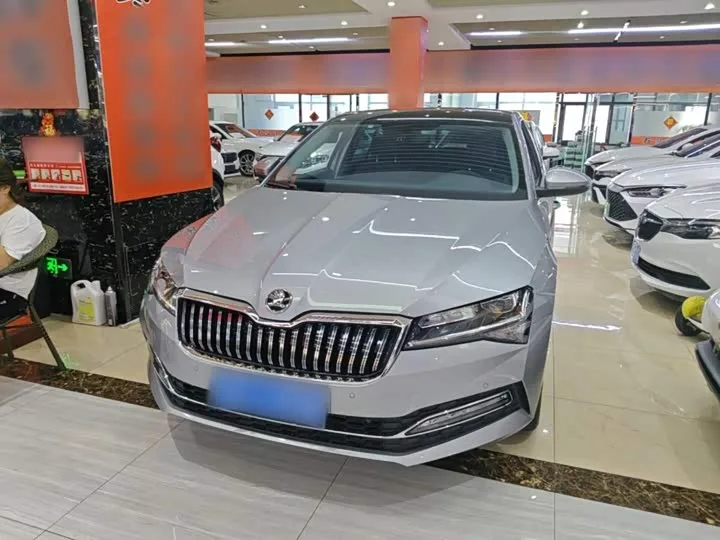 Skoda Superb 2022 из Китая — купить под ключ