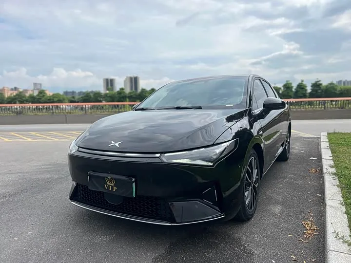 XPeng P5 2022 из Китая — купить под ключ