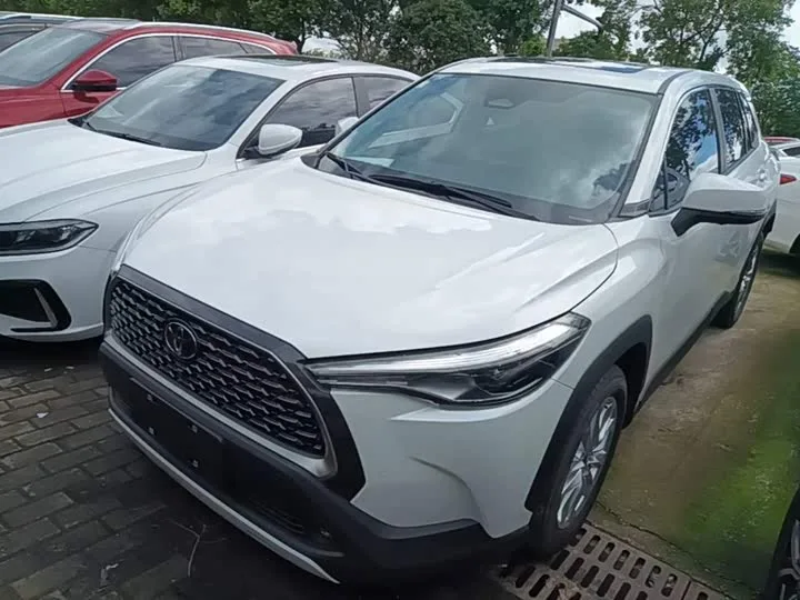 Toyota Corolla Cross 2023 из Китая — купить под ключ