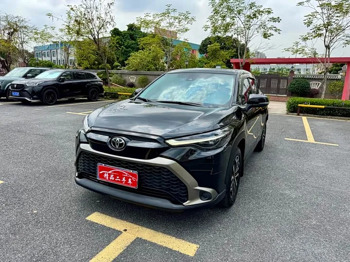 Toyota Frontlander 2022 из Китая — купить под ключ