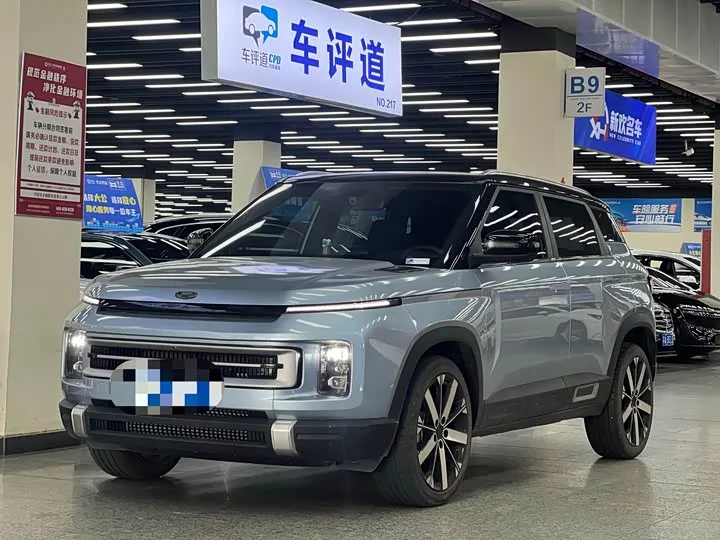 Geely Icon 2023 из Китая — купить под ключ