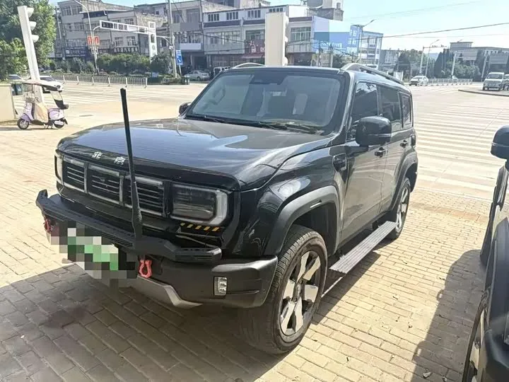 BAIC Beijing BJ40 Hybrid 2025 из Китая — купить под ключ