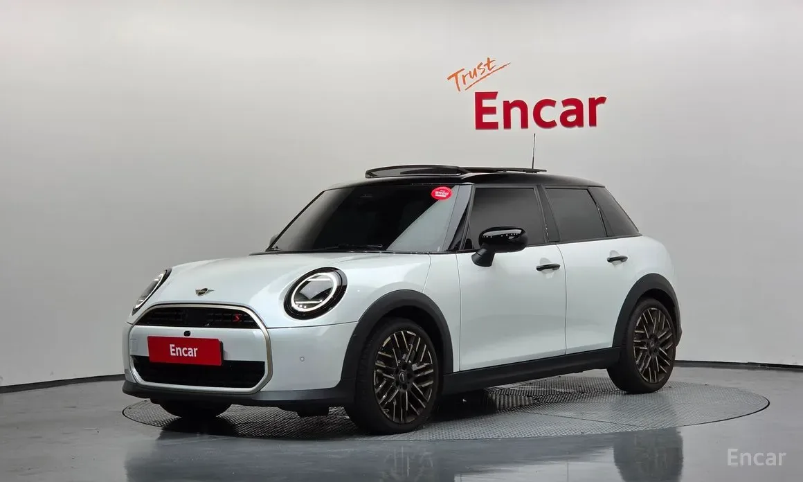 Mini Cooper 2025 из Кореи — купить под ключ