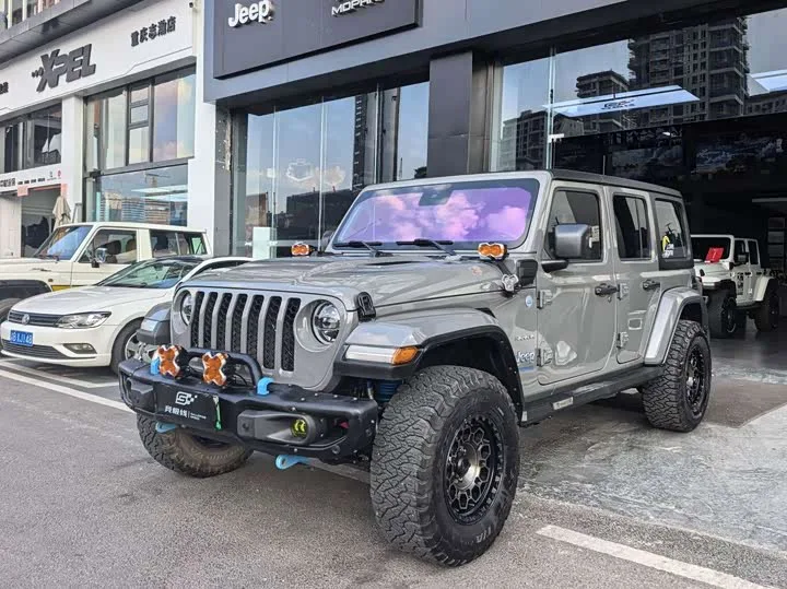 Jeep Wrangler Hybrid 2022 из Китая — купить под ключ