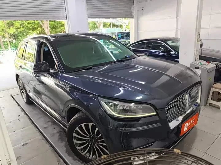 Lincoln Aviator 2023 из Китая — купить под ключ