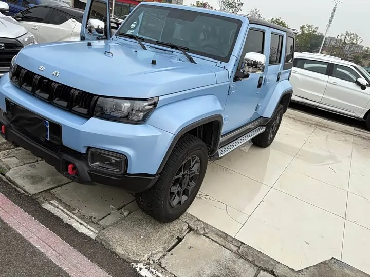 BAIC Beijing BJ40 2024 из Китая — купить под ключ