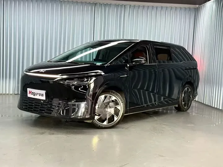 XPeng X9 2024 из Китая — купить под ключ