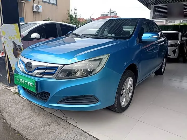 BYD e5 2022 из Китая — купить под ключ