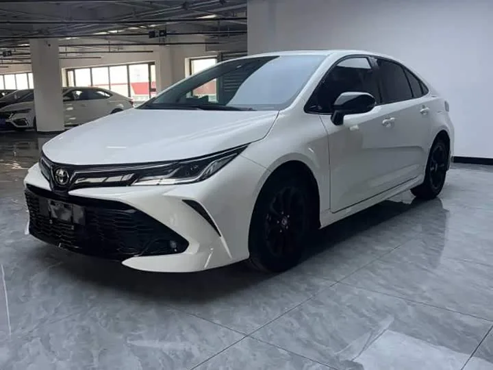 Toyota Corolla 2023 из Китая — купить под ключ