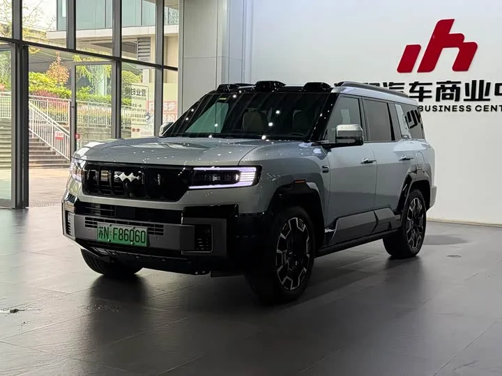BYD FangChengBao Leopard 8 2025 из Китая — купить под ключ