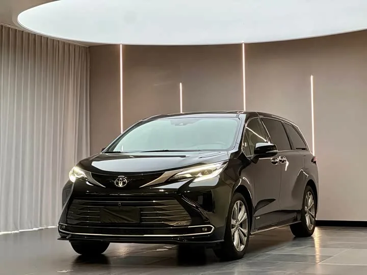 Toyota Sienna 2025 из Китая — купить под ключ