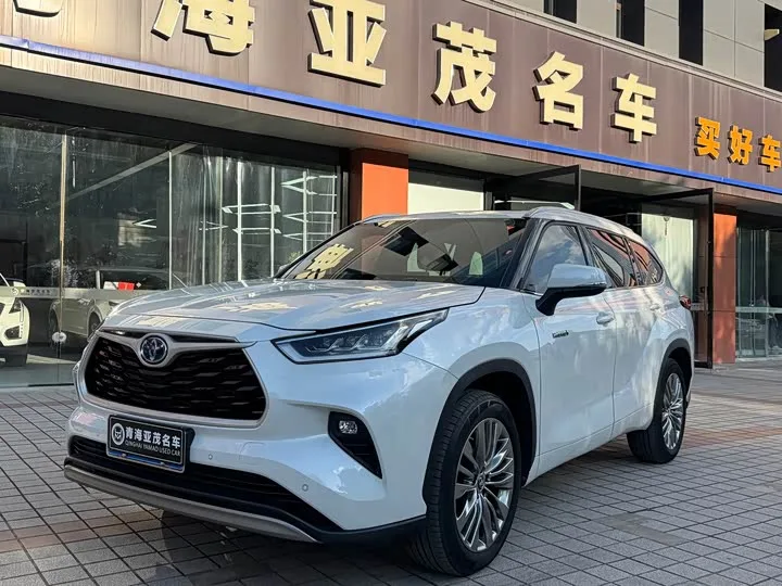 Toyota Highlander 2023 из Китая — купить под ключ