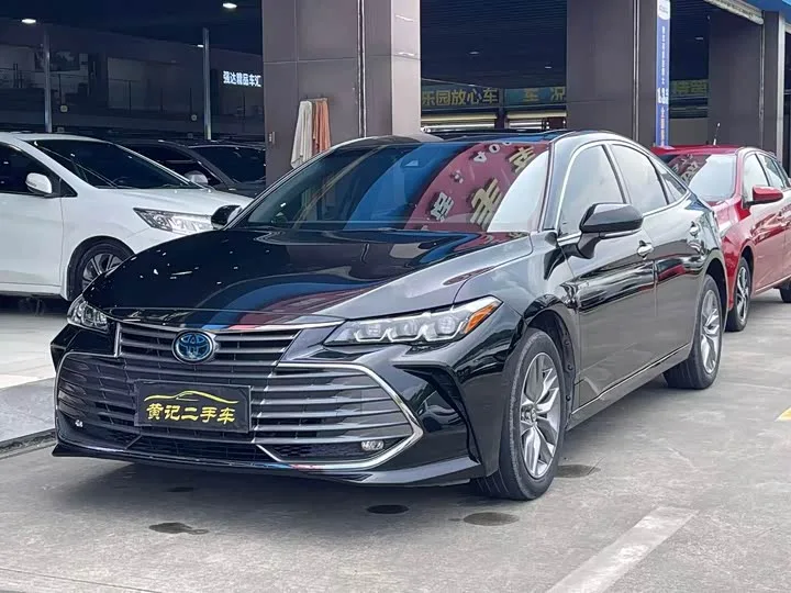 Toyota Avalon 2022 из Китая — купить под ключ