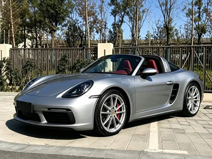 Porsche 911 2023 из Китая — купить под ключ