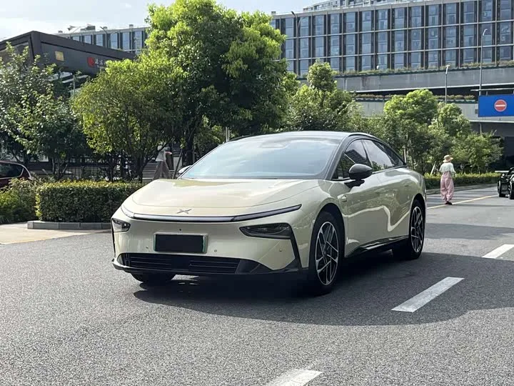 XPeng F57 2024 из Китая — купить под ключ