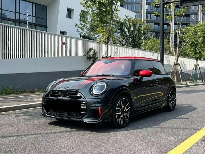 Mini Mini JCW 2025 из Китая — купить под ключ