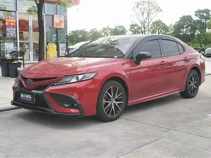Toyota Camry 2022 из Китая — купить под ключ