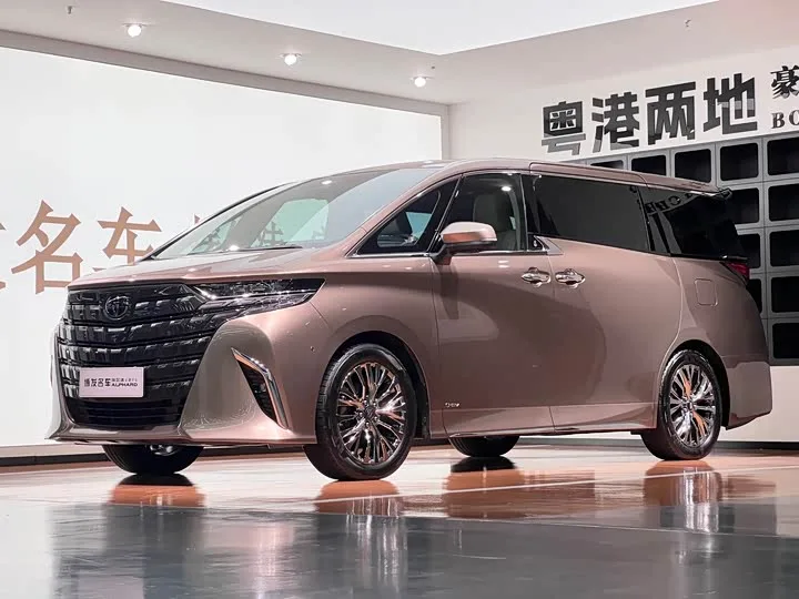 Toyota Alphard 2025 из Китая — купить под ключ