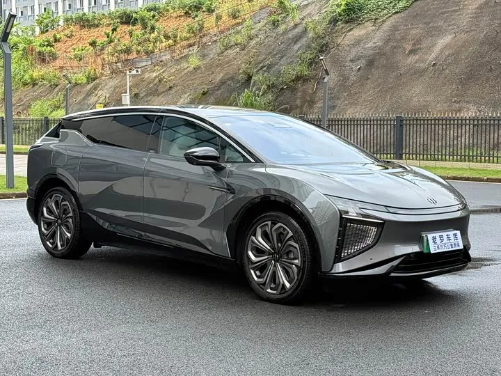 HiPhi X 2022 из Китая — купить под ключ