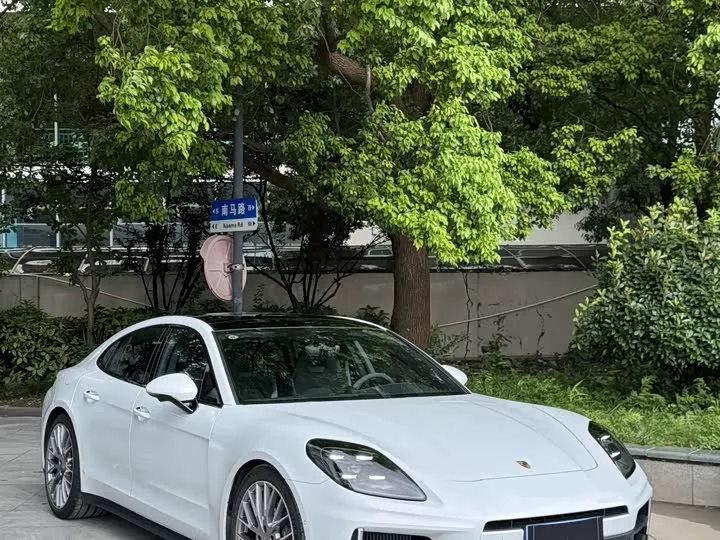 Porsche Panamera 2026 из Китая — купить под ключ