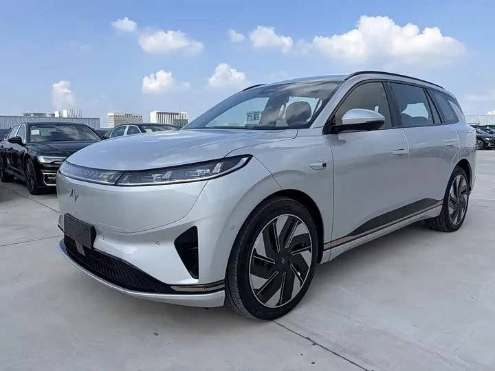 Dongfeng Yipai eπ 008 2024 из Китая — купить под ключ