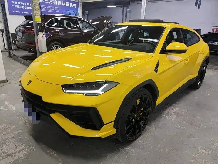 Lamborghini Urus 2023 из Китая — купить под ключ