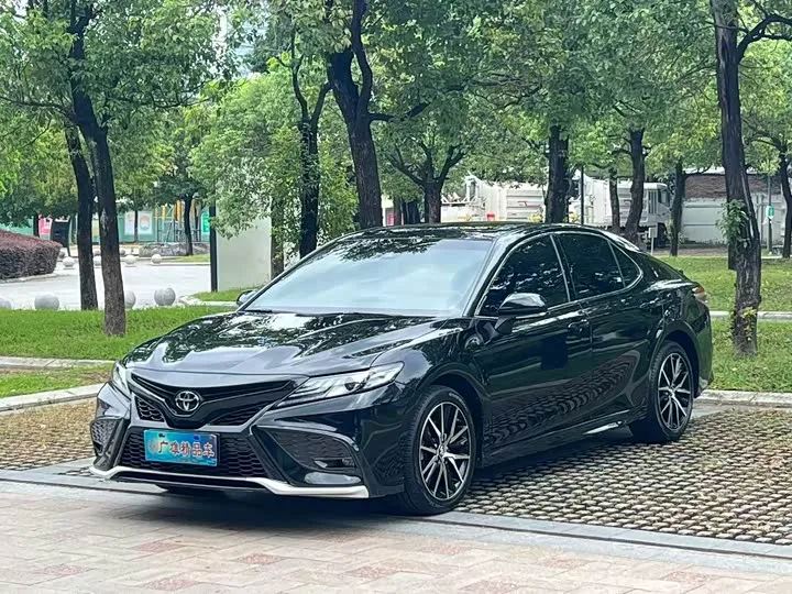 Toyota Camry 2023 из Китая — купить под ключ