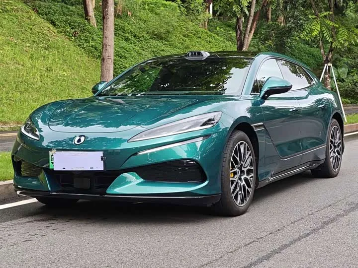 Denza Z9GT 2026 из Китая — купить под ключ