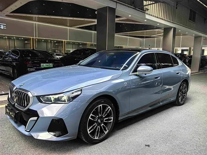 BMW 5 Series 2024 из Китая — купить под ключ