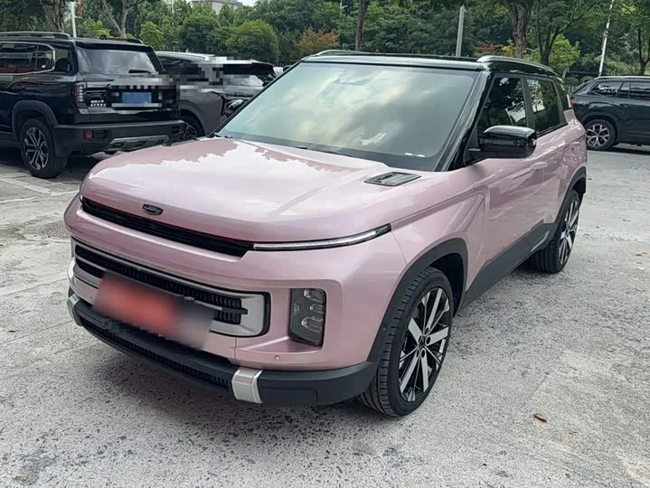 Geely Icon 2024 из Китая — купить под ключ