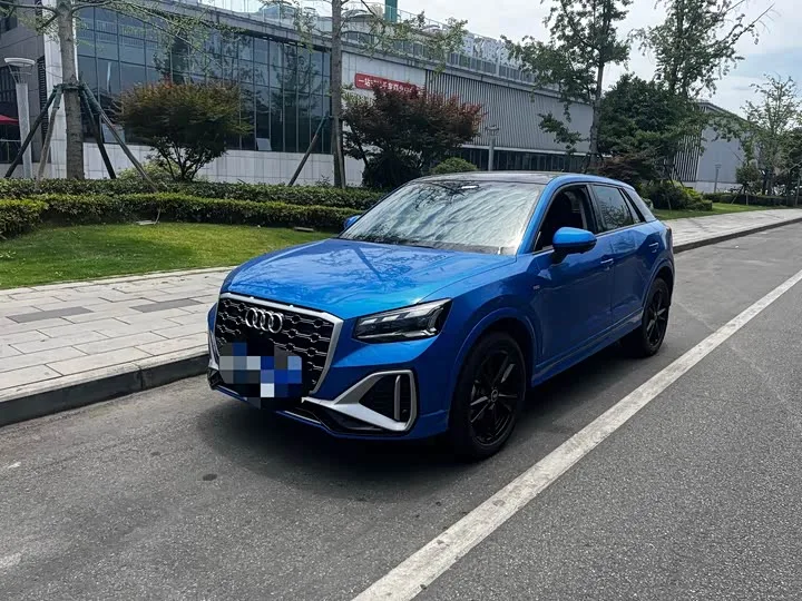 Audi Q2L 2022 из Китая — купить под ключ