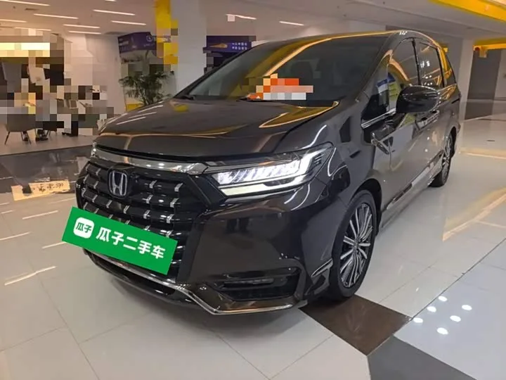 Honda Elysion 2022 из Китая — купить под ключ