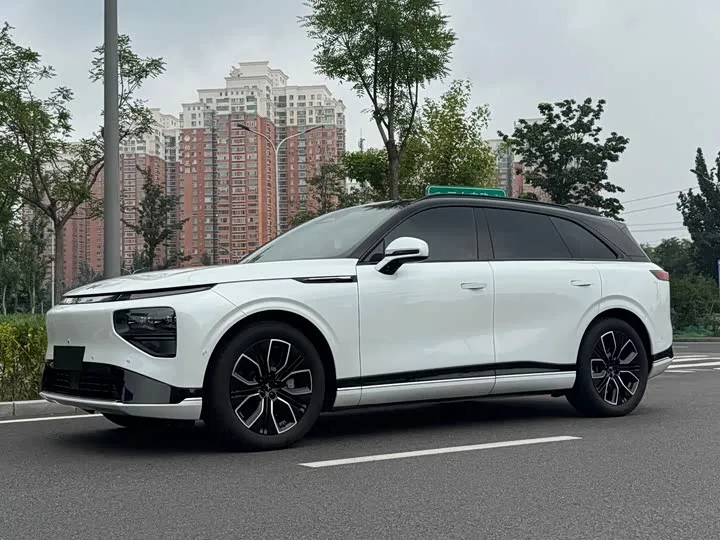 XPeng G9 2025 из Китая — купить под ключ