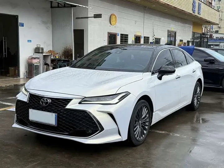Toyota Avalon 2024 из Китая — купить под ключ