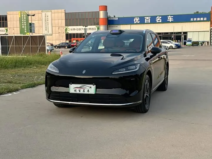 Shangjie (Huawei × SAIC) H5 2025 из Китая — купить под ключ