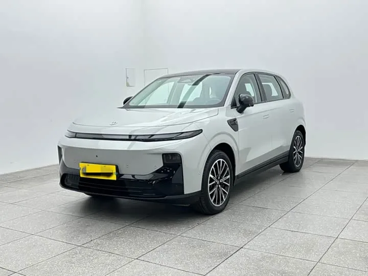 Leapmotor B10 2025 из Китая — купить под ключ