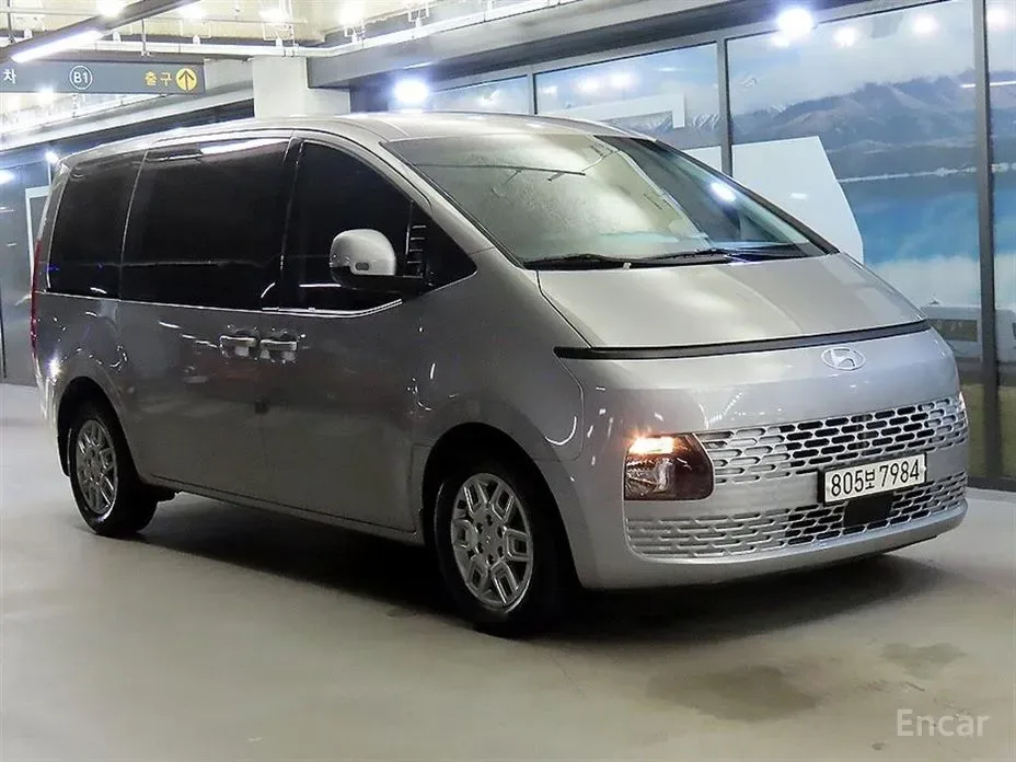 Hyundai Staria 2022 из Кореи — купить под ключ