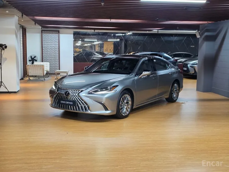 Lexus ES 2018 из Кореи — купить под ключ