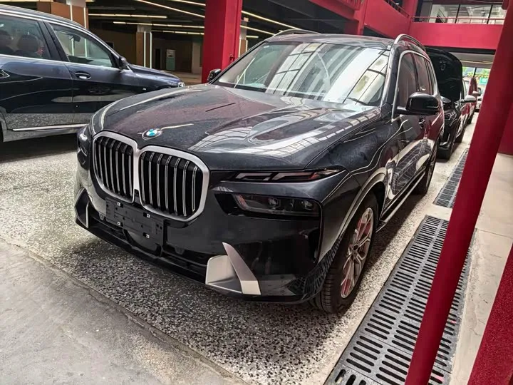 BMW X7 2026 из Китая — купить под ключ