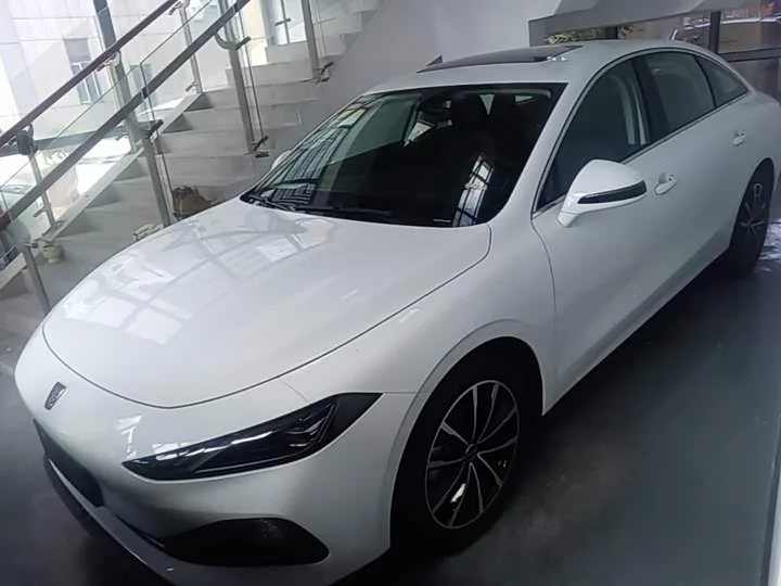 Roewe D7 2026 из Китая — купить под ключ